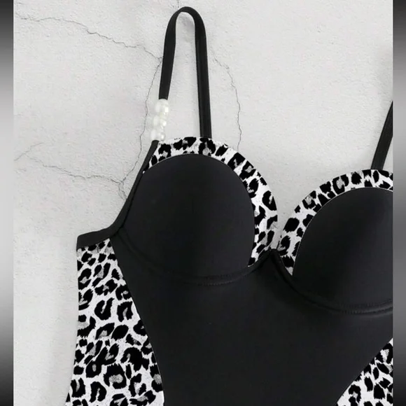 Luxe leopard print color block swimsuit